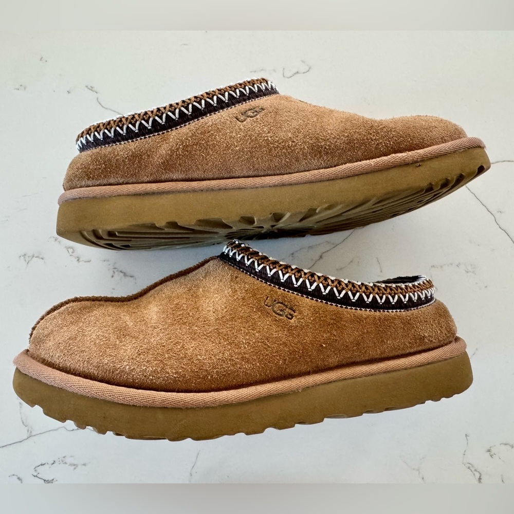 UGG Women’s Tan Suede Slip-On Moccasins